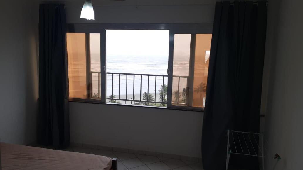 Apartamento Frente A Praia Peruíbe Buitenkant foto